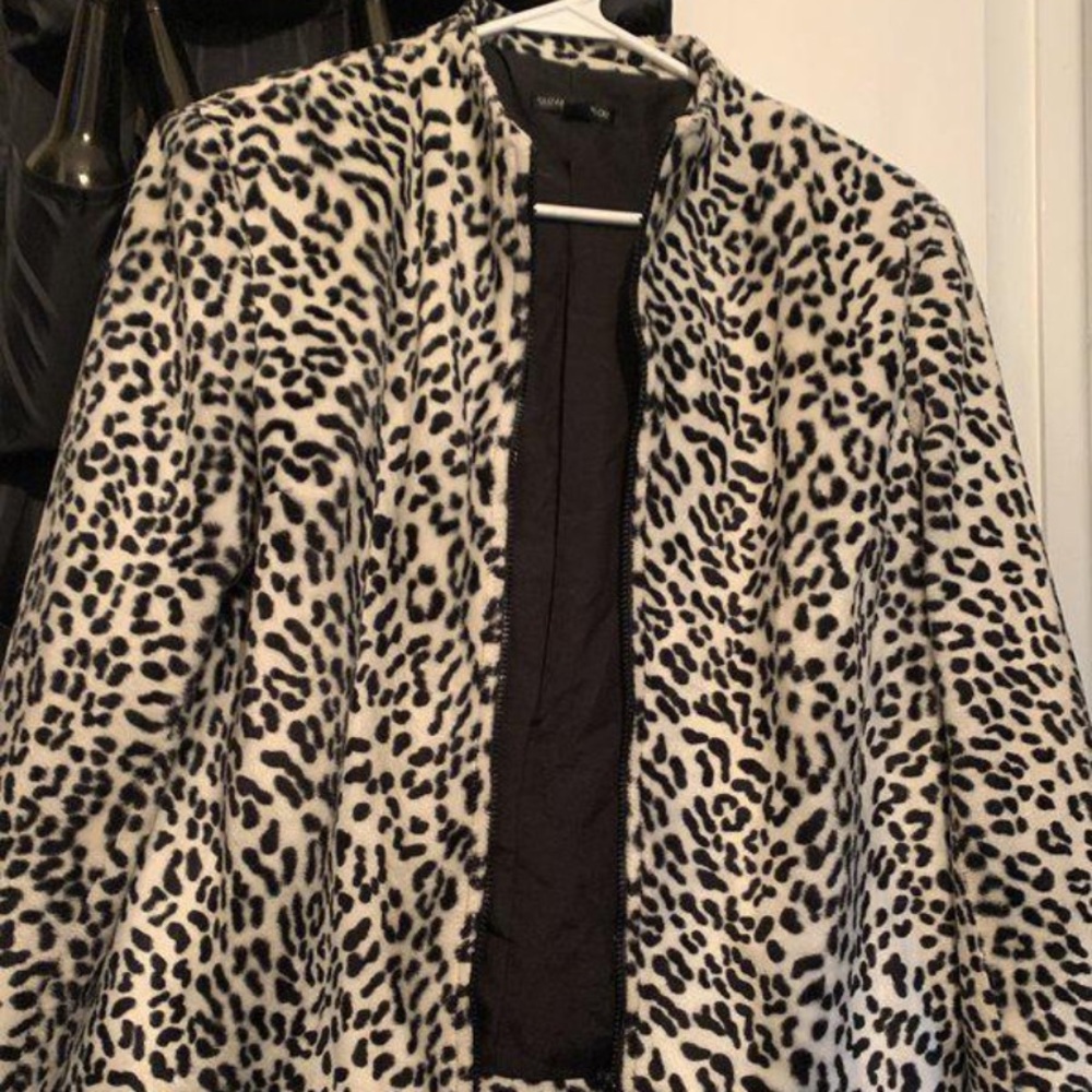 Cheetah leopard print blazer jacket